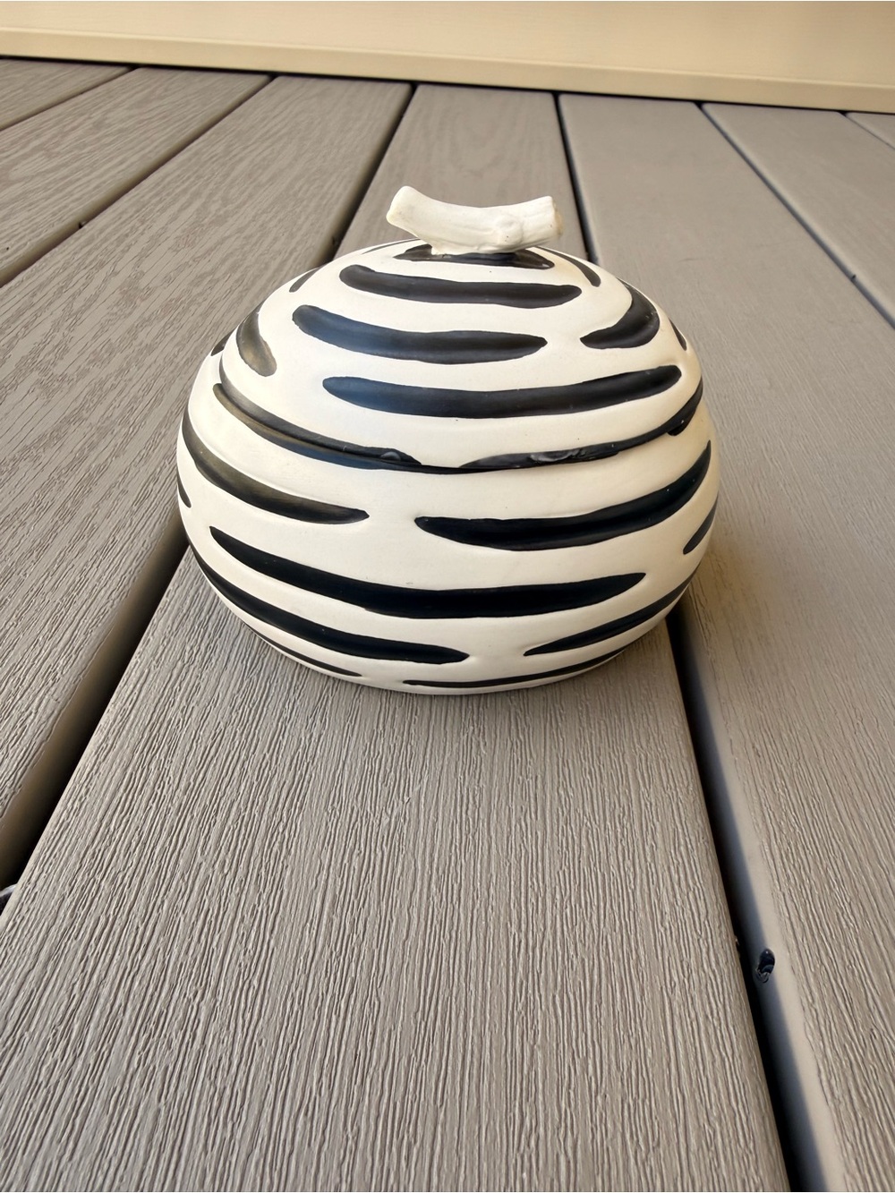 Nordstrom Black White Zebra Stripe Ceramic Lidded Trinket Box